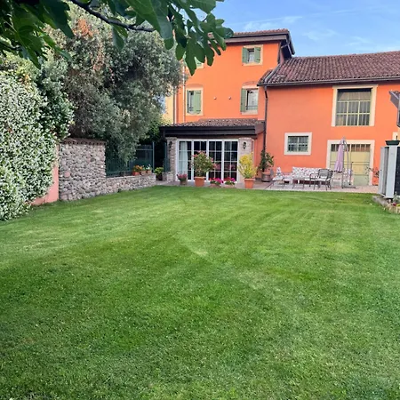 Relais Corte Sant' Agata 게스트하우스 4*